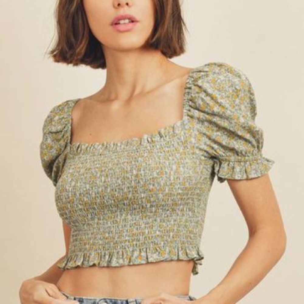 NWT GREEN smocked crop top Dress Forum Los Angeles NEVER WORN BOUGHT WRONG SIZE